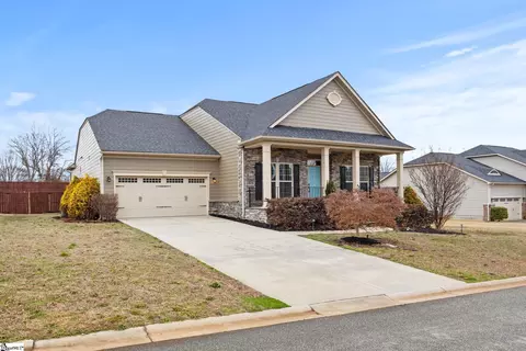 5 Brennan Pl, Greenville, SC 29609