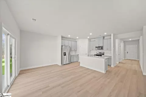 1600 Switchback Cir, Moore, SC 29369 photo 6