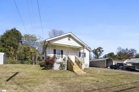 343 Main St, Converse, SC 29329
