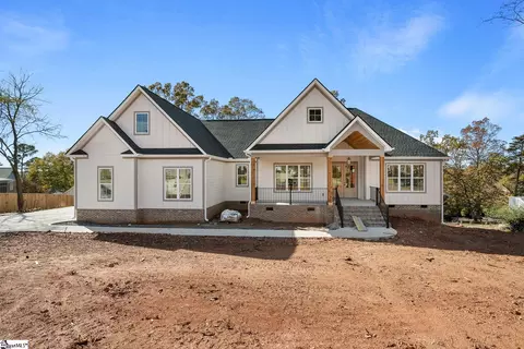 410 Holly Ridge Dr, Anderson, SC 29621