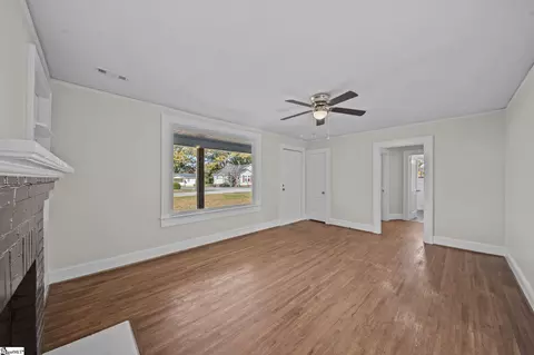 113 Robinson Ave, Easley, SC 29640 photo 7