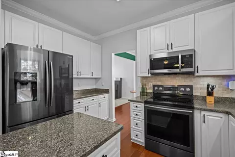 106 Cotter Ln, Greer, SC 29650 photo 8
