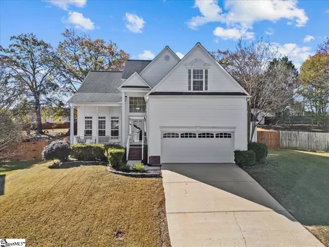 106 Cotter Ln, Greer, SC 29650