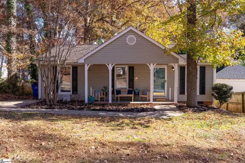 1067 Summit Dr, Greenville, SC 29609