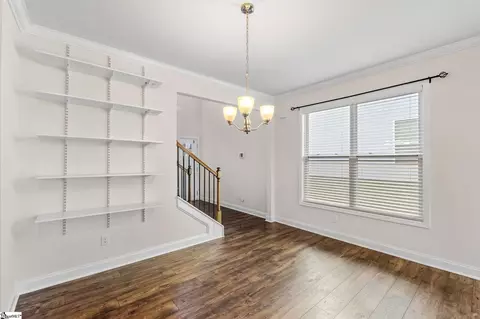 Living - 531 Yellow Fox Rd, Greer, SC 29650 photo 1 of 6