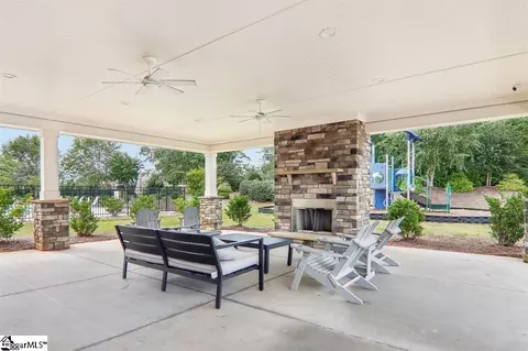 View/Area - 531 Yellow Fox Rd, Greer, SC 29650 photo 2 of 3
