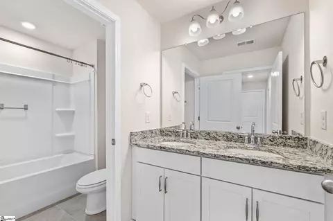 Bath - 531 Yellow Fox Rd, Greer, SC 29650 photo 2 of 2