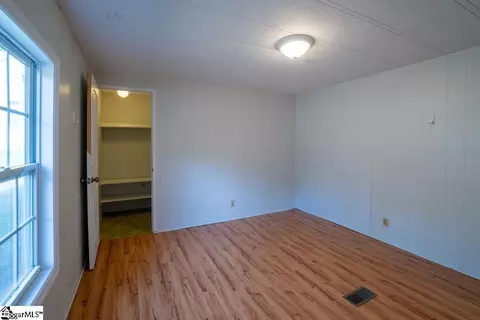 Bedroom - 209 Riverbluff Ext, Inman, SC 29349 photo 5 of 8