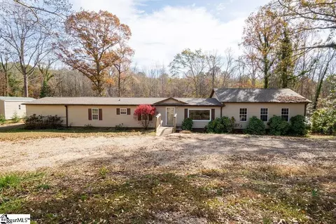 209 Riverbluff Ext, Inman, SC 29349
