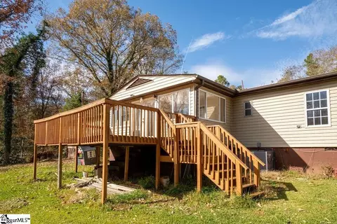 Exterior - 209 Riverbluff Ext, Inman, SC 29349 photo 4 of 4