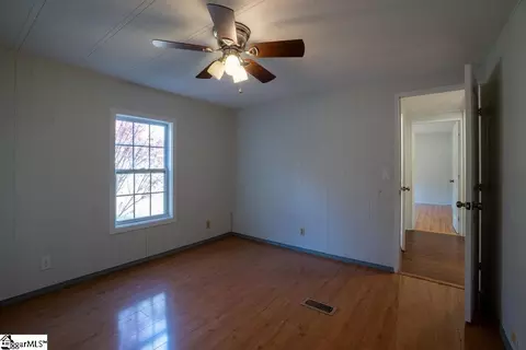 Bedroom - 209 Riverbluff Ext, Inman, SC 29349 photo 2 of 8