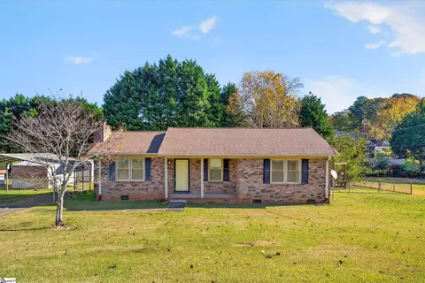 109 Edgewood Ave, Easley, SC 29640