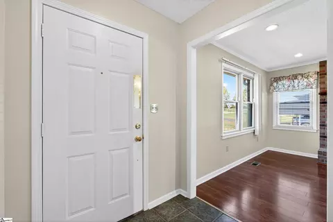 109 Edgewood Ave, Easley, SC 29640 photo 3