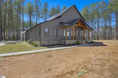 102 Rogers Rd, Pendleton, SC 29670 photo 3