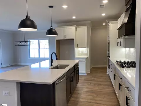 85 Boggs Rd, Pelzer, SC 29669 photo 8