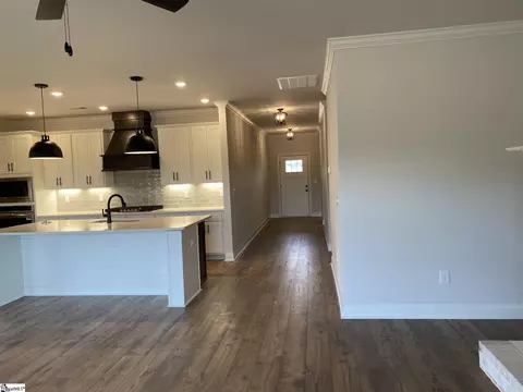 85 Boggs Rd, Pelzer, SC 29669 photo 3
