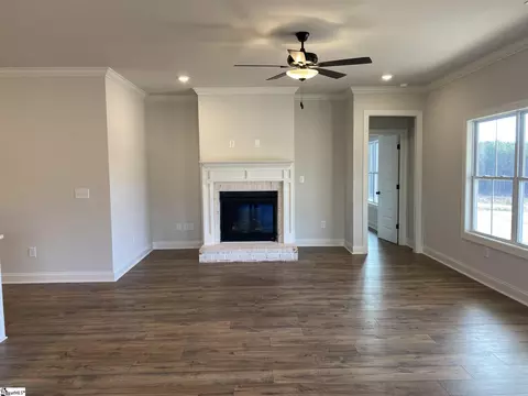 85 Boggs Rd, Pelzer, SC 29669 photo 10