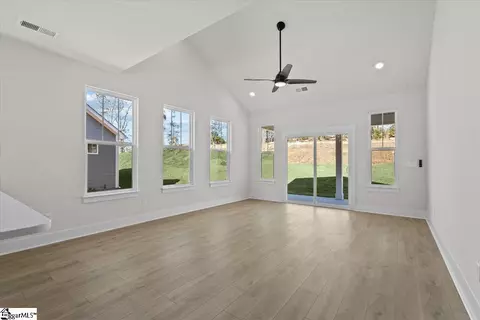 976 Diane Ln, Moore, SC 29369 photo 12