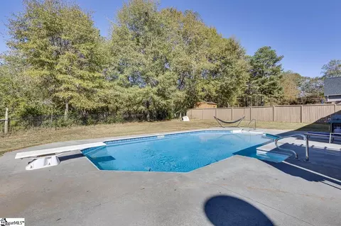 Exterior - 116 Royal Dr, Williamston, SC 29697 photo 10 of 11