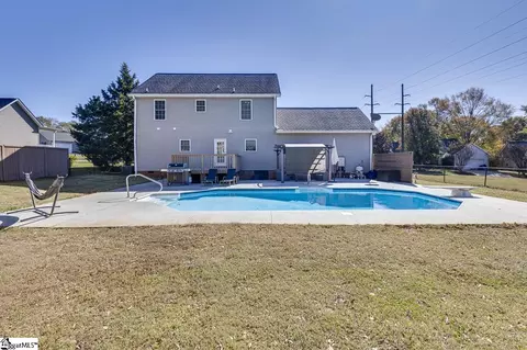 Exterior - 116 Royal Dr, Williamston, SC 29697 photo 8 of 11