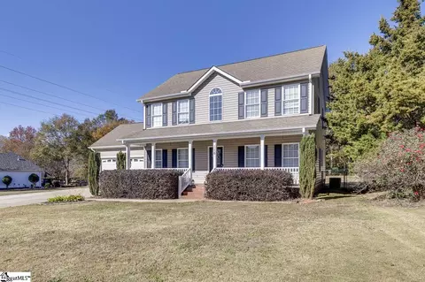 Exterior - 116 Royal Dr, Williamston, SC 29697 photo 2 of 11