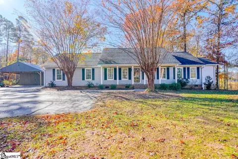 214 Mason Dr, Inman, SC 29349