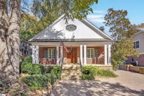 607 Crescent Ave, Greenville, SC 29601