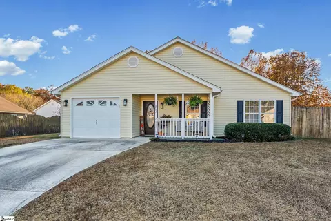 403 Ariel Ct, Fountain Inn, SC 29644