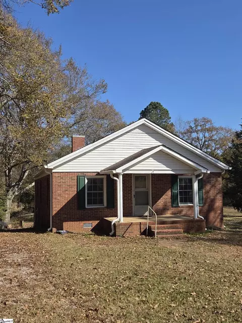1123 Renno Rd, Clinton, SC 29325