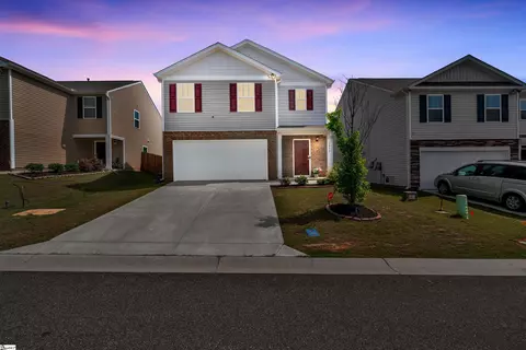 1808 Bridle Ln, Roebuck, SC 29376