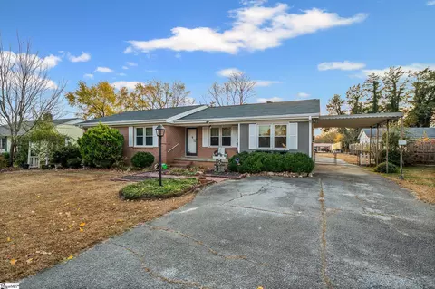 404 Reeves Dr, Simpsonville, SC 29681