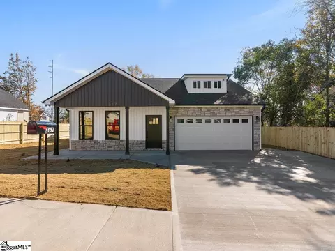367 College St, Spartanburg, SC 29303