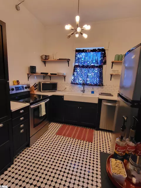 Kitchen - 210 E Fairview Ave, Greer, SC 29651 photo 2 of 5