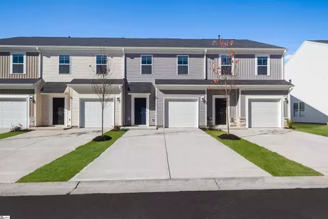 147 Randwick Ln, Greer, SC 29651