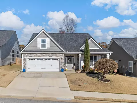 205 Loxley Dr, Simpsonville, SC 29680