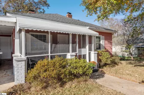 Exterior - 118 Park St, Easley, SC 29640 photo 2 of 7
