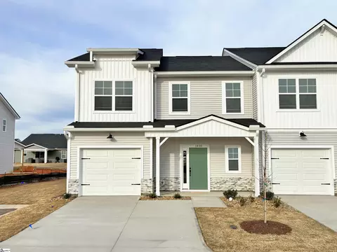 1430 Johnstone Dr, Reidville, SC 29375
