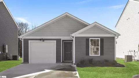132 Bobbin Rd, Greenville, SC 29611