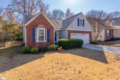 322 Cresthaven Pl, Simpsonville, SC 29681