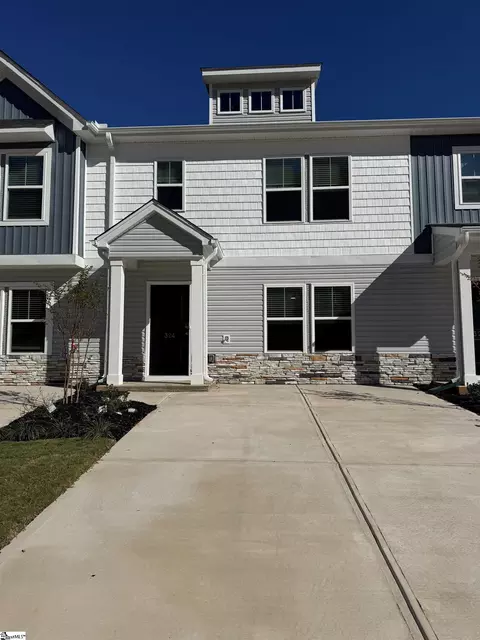 328 Stonyway Ln, Easley, SC 29640