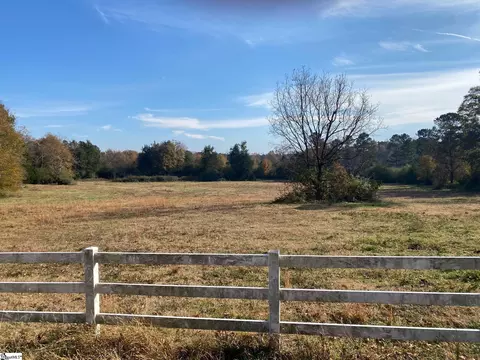 00 252 Hwy, Laurens, SC 29360