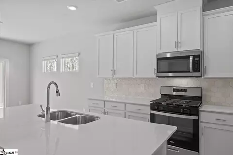 413 Granby Trl, Easley, SC 29642 photo 8