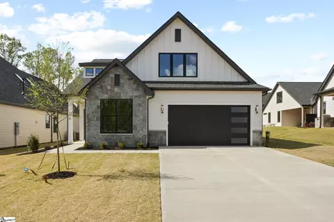 114 Deer Vista Dr, Greer, SC 29651