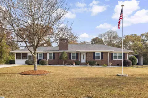 106 Morgan Ave, Iva, SC 29655