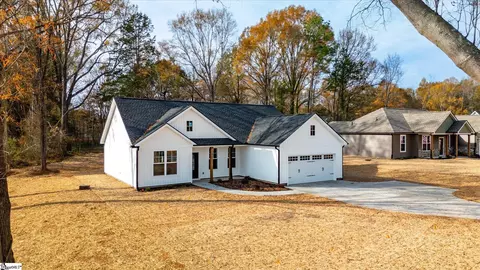 Exterior - 151 Eastview Rd, Pelzer, SC 29669 photo 3 of 3