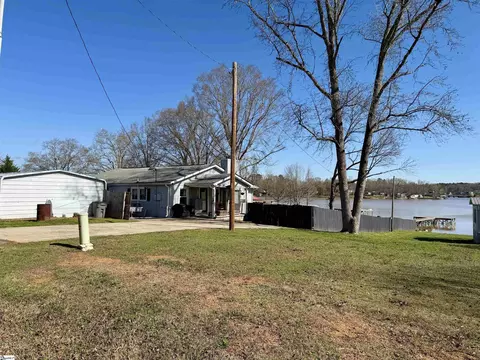 186 Relax St, Waterloo, SC 29384