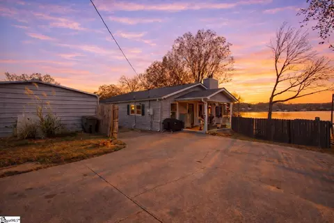 186 Relax St, Waterloo, SC 29384