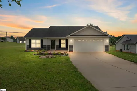109 Wild Turkey Rd, Williamston, SC 29697