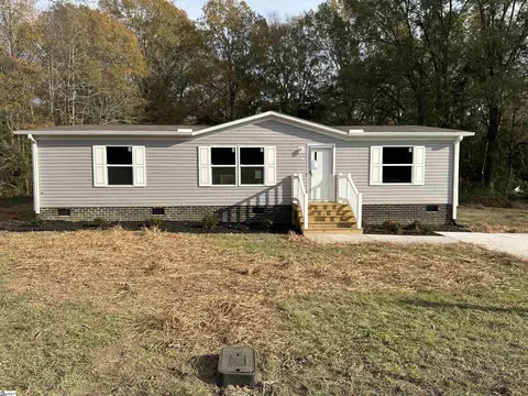 119 Florence St, Calhoun Falls, SC 29628