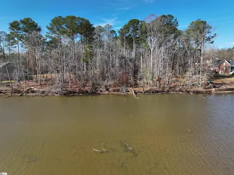 82 E Commodore Dr, Cross Hill, SC 29332 photo 7